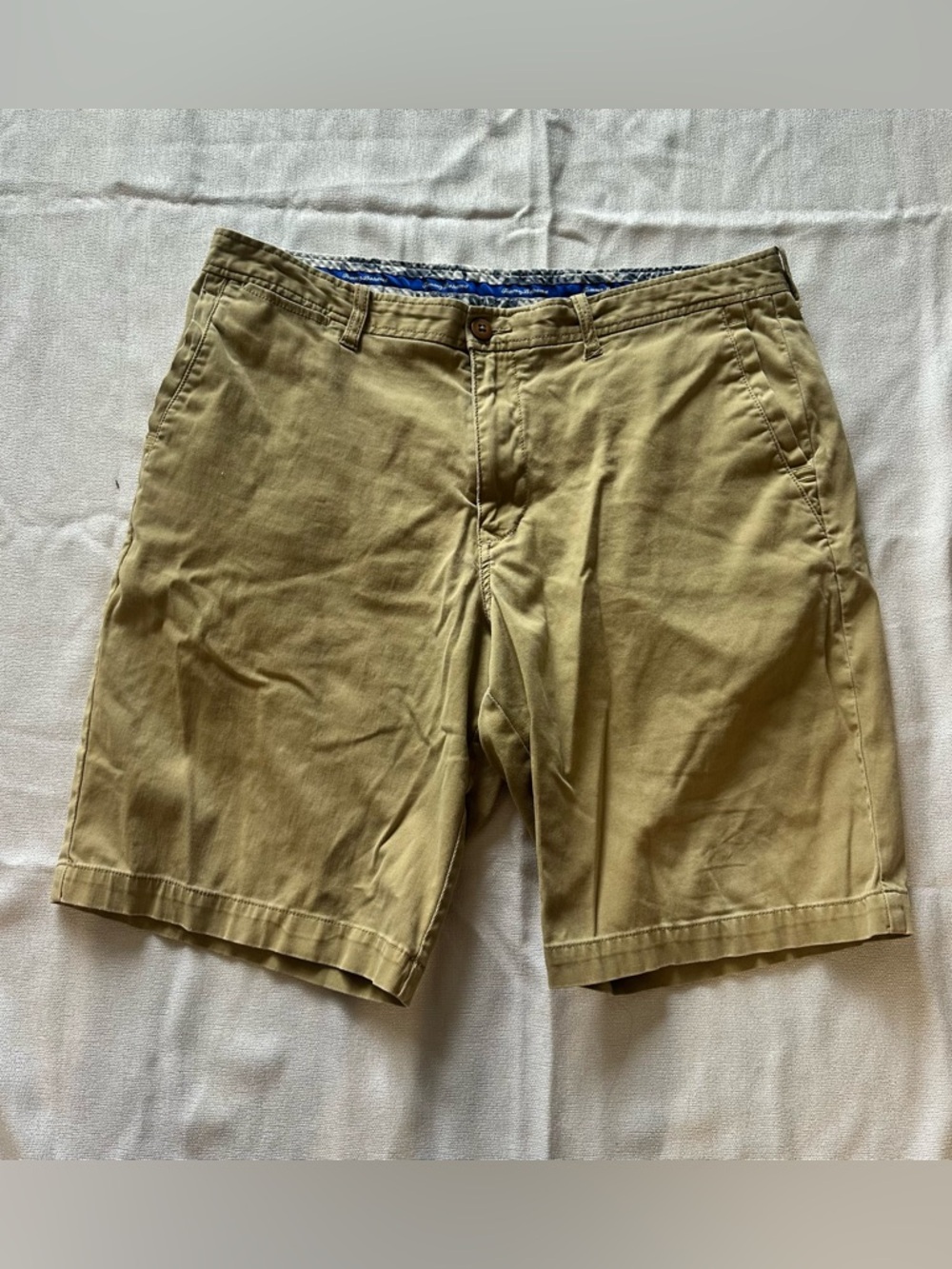 EUC Tommy Bahama Men's Khaki Chino Shorts sz 36